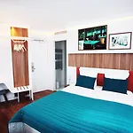 Hotel Eiffel Turenne