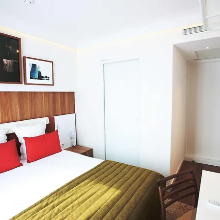 Hotel Eiffel Turenne 3*