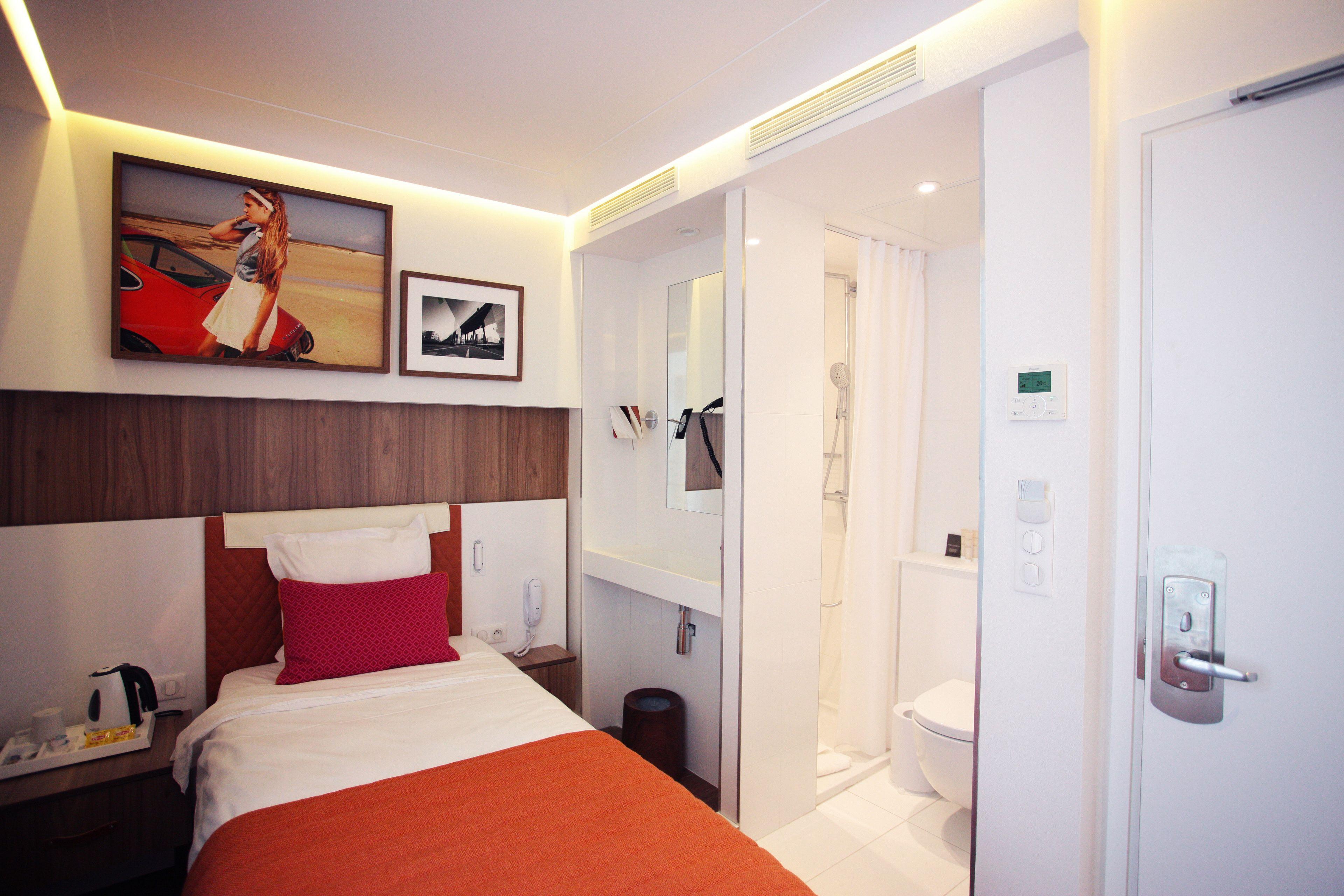 Hotel Eiffel Turenne 3*